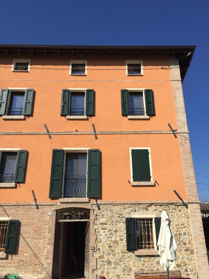 Ababo Affittacamere Quattro Castella Buitenkant foto